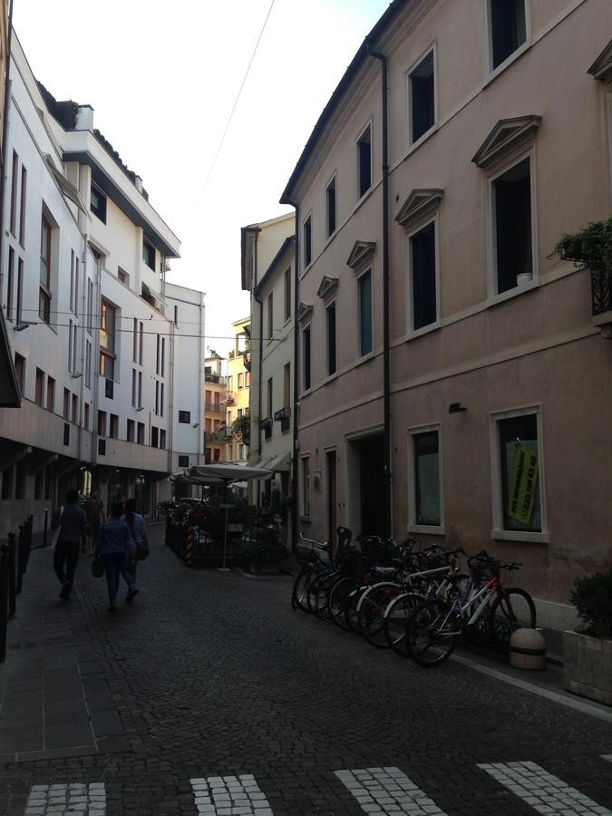 Holiday Treviso Suite Lombardi Экстерьер фото